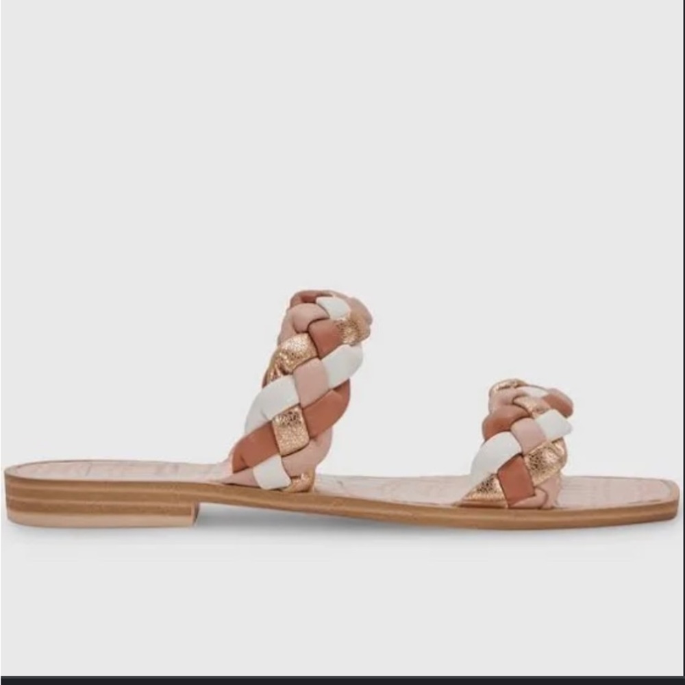 Dolce Vita Indy Sandal in Multi sandal